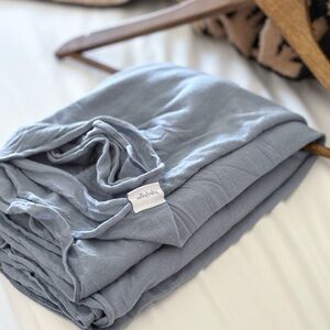 Like New Solly - coastal blue